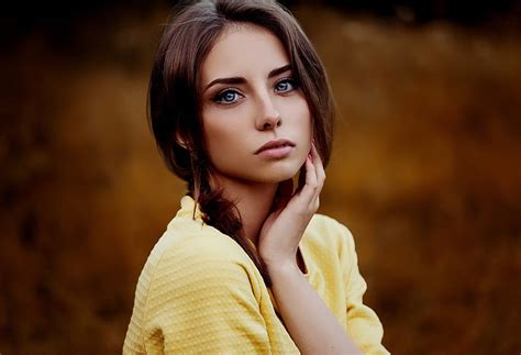 Hd Wallpaper Womens Yellow Top Face Portrait Blue Eyes Brunette