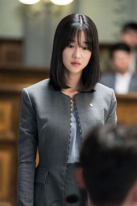 Through an interview that was conducted after the photoshoot, seo yeji reveals i actually have a very stiff personality. Seo Ye Ji Steps Up To Defend Lee Joon Gi As Things Take An ...