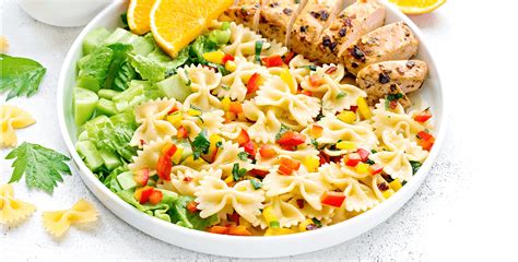 Season chicken with ¼ teaspoon salt and black pepper. Exotic Farfalle Pasta Dish with Roasted Chicken | Madewithde
