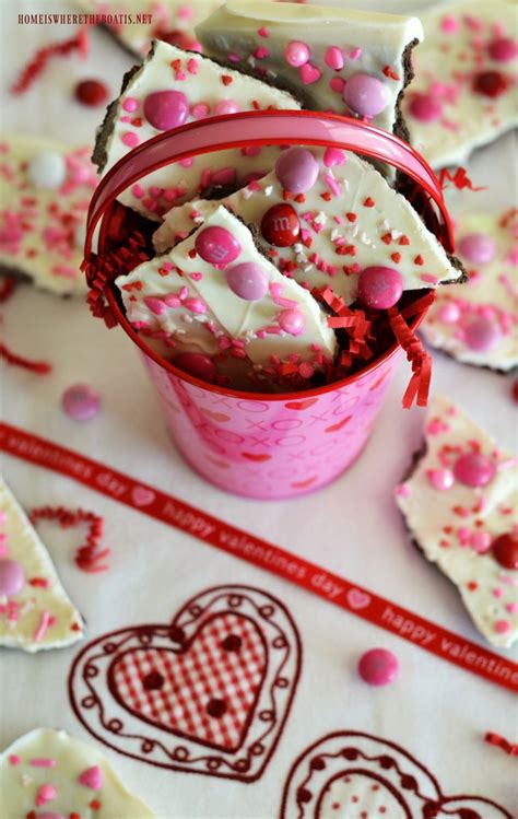 An Easy No Bake Treat Valentines Day Bark Valentines Treats Easy