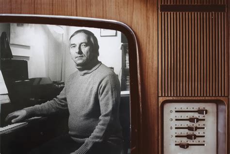 Jerzy 'duduś' matuszkiewicz • 2. Jerzy Duduś Matuszkiewicz - przeboje z ekranu | Anna Fit ...