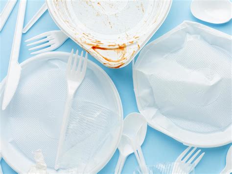 Uk To Ban Single Use Cutlery And Tableware In ‘war On Plastic