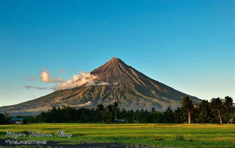 Mayon Volcano Location And Description