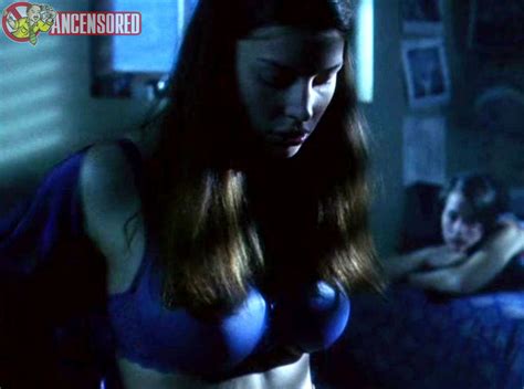 Nackte Jessica Paré In Lost And Delirious