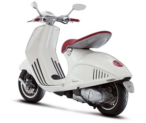 White And Red Vespa Scooter New Vespa Vespa Piaggio