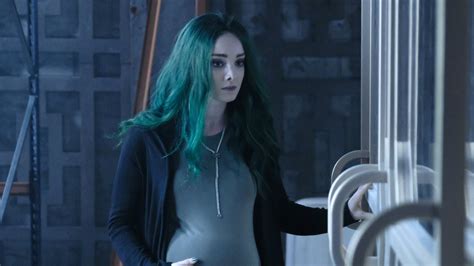On the gifted season 2 episode 14, when one of the inner circle goes missing, reeva intensifies security in the compound, but they may have already on the gifted season 2 episode 10, andy considers reconnecting with his family, and the mutant underground considers recruiting the inner. The Gifted Season 2 Premiere: Check Out Polaris ...