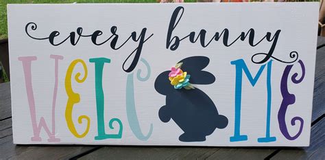 Easter Every Bunny Welcome Sign With Felt Flowers Easter Etsy