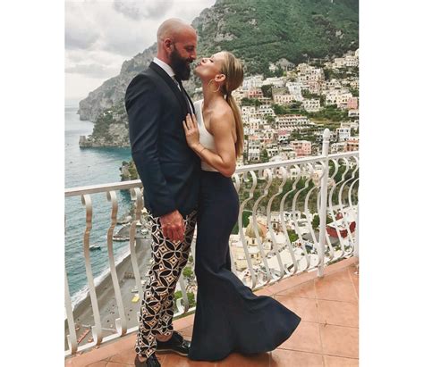 Photo A J Cook Et Son Mari Nathan Anderson En Vacances à Positano En Italie été 2017