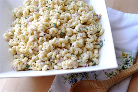 Pasta salads is what summer is all about! See Jane in the kitchen: Cold and Fresh Macaroni Salad