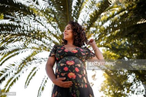 brazil pregnant photos et images de collection getty images