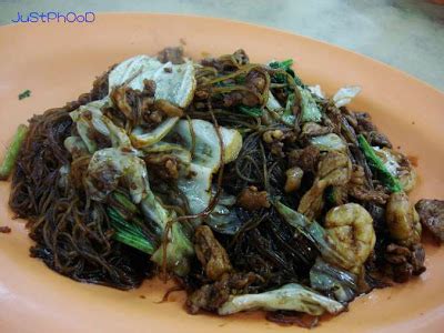 Kuala lumpur hokkien mee is one of our favourite noodles. Just Phood: Hokkien Mee @ Restoran Ahwa, Jalan 222 PJ