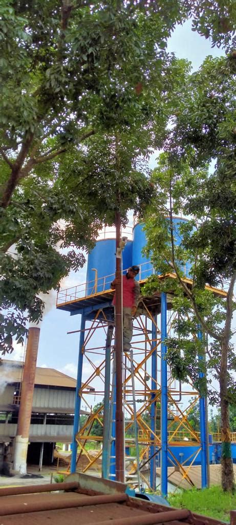 Viral di palembang, pria penuh lem di bibir ngaku spiderman, lompat dari satu mobil ke mobil lain. Pemasangan CCTV di Pabrik Sawit Sampoerna Group - PT ...