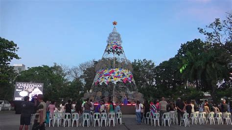 WATCH: COMMUNITY CHRISTMAS TREE LIGHT UP 2022 | The community gathers