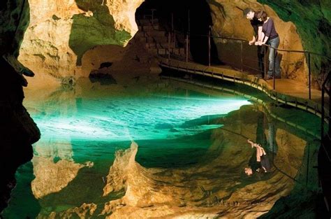 Jenolan Caves And Blue Mountains Tours Sydney Top Tours