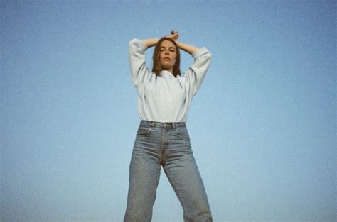 Maggie Rogers Serves Up Heavenly Cover Of Taylor Swifts Tim Mcgraw