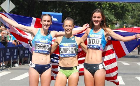 jenny simpson wins sixth 5th avenue mile title with laura weightman