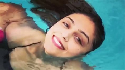 Aarti Chhabria Hot BiKini And Navel YouTube