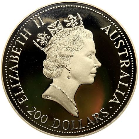200 Dollars Elizabeth Ii 3rd Portrait Australian Nugget Gold
