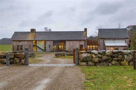 Breathtaking Modern Farmhouse On Marthas Vineyard Homedit