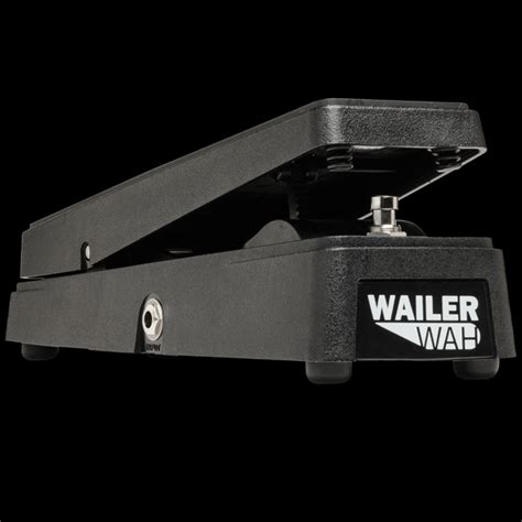 Translations of the word wailer from english to russian and examples of the use of wailer in a sentence with their translations: 【ワウ】electro-harmonix "Wailer Wah" 「クックド・ワウ」もイケるワウペダル。 - 島村 ...