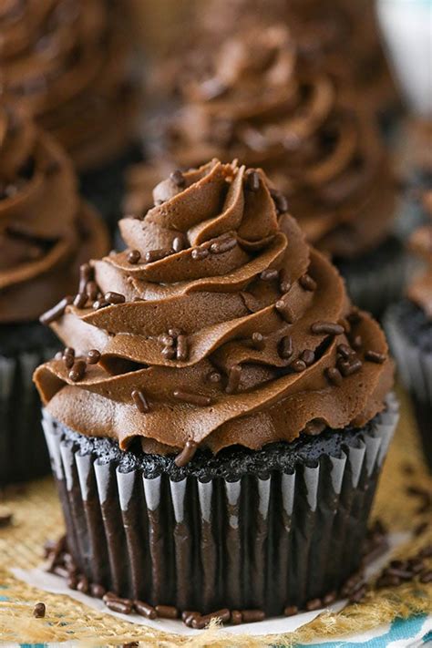 Best Homemade Chocolate Cupcake Recipe Moist And Fluffy Cupcakes
