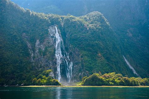 Complete Guide To Milford Sound New Zealand The Road Trip New Zealand