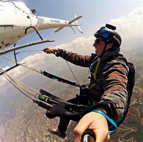 Extreme Selfies That Deserve To Be Noticed