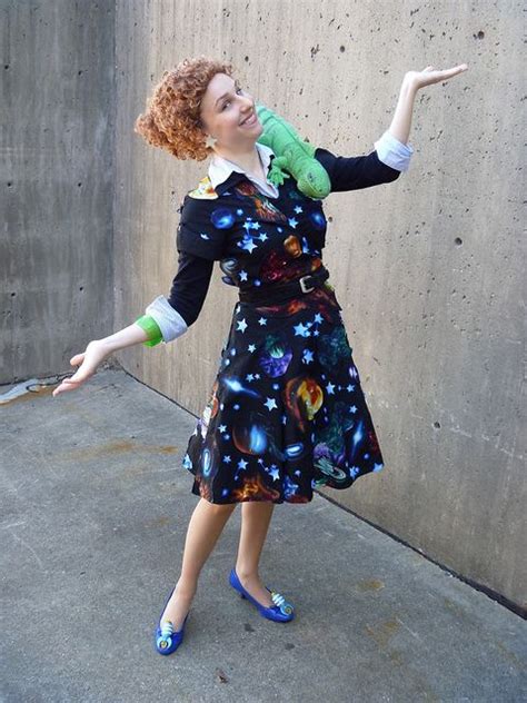 Mrs Frizzle Magic School Bus Halloween Costume Really Wanna Do This When I M A Teacher 90s
