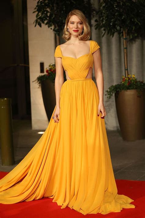 How Yellow Dress For Bridesmaid Is Very Much Attractive