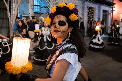 How Oaxacans Are Still Celebrating Día De Los Muertos This Year Here Magazine Away
