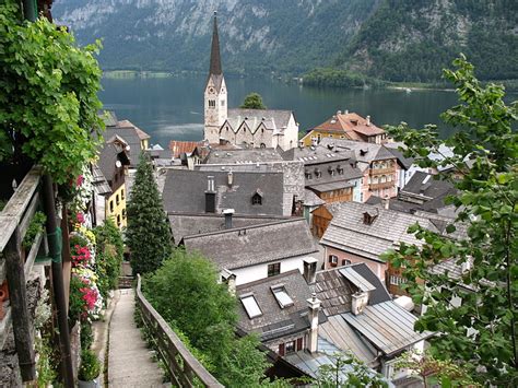 Austrias Best Kept Secret How To Visit Hallstatt World Of Wanderlust