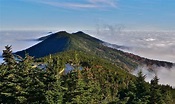 Mount Mitchell Trail Is An Unforgettable Hike In North Carolina