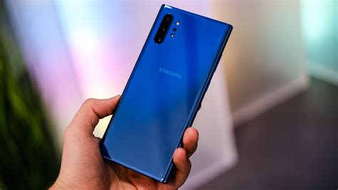 And galaxy note10+'s screen size is 6.8 as a full rectangle and 6.7 when accounting for the rounded corners; مراجعة Samsung Galaxy Note 10 Plus: أداء استثنائي بتصميم ...