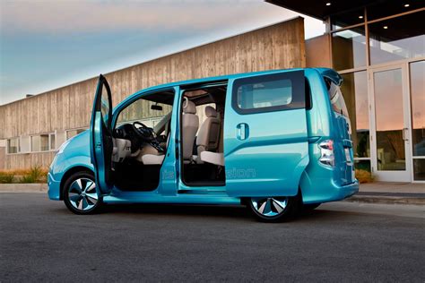 Nissan E Nv200 Electric Van Concept Unveiled Detroit Photo Gallery
