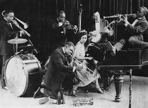 How did Chicago jazz differ from New Orleans jazz? 2