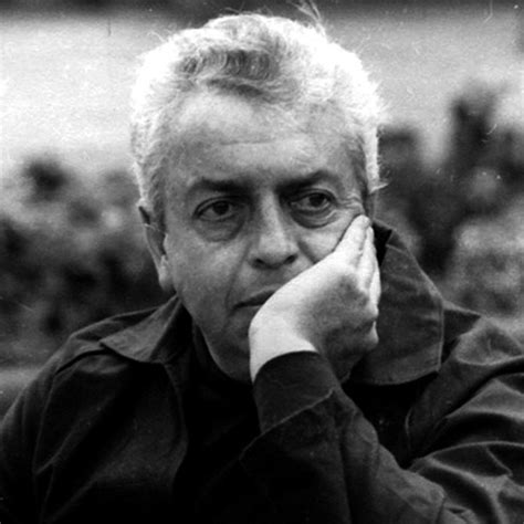 Resumen todos santos, día de muertos todos santos, día de muertos… así se titula el capítulo en el que octavio paz. Jorge Ibargüengoitia / Autore / La Nuova Frontiera
