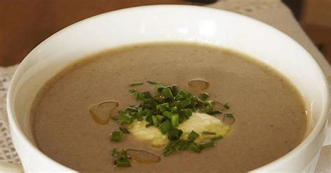 I only use a tiny dab of truffle infused butter to finish up the creamy polenta and infuse the dish with flavor. Mushroom Truffle Soup Recipes | Yummly