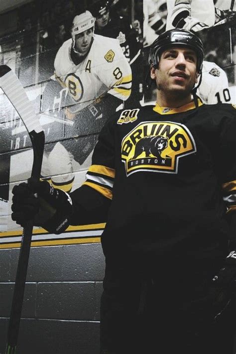 Pin By Steve Tavares On Boston Bruins Milan Lucic Boston Bruins