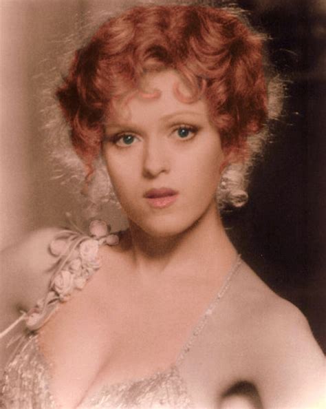 Bernadette Peters Pictures In An Infinite Scroll 94 Pictures