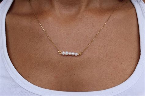 Pearls Necklace Dainty Necklace Pearl Necklace Gold Etsy