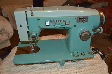 Restoration Of A Vintage 1960s White Model 1563 All Metal Sewing