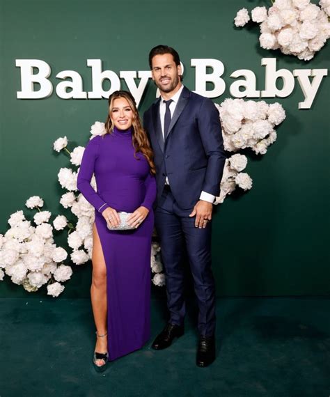 How Eric Decker Has Been Doting On Pregnant Jessie James Decker Us Weekly