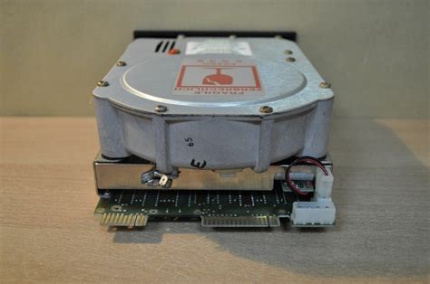 Seagate St Mb Inch Mfm Hard Disk Drive Introduced In Late Year Retro Pc Store