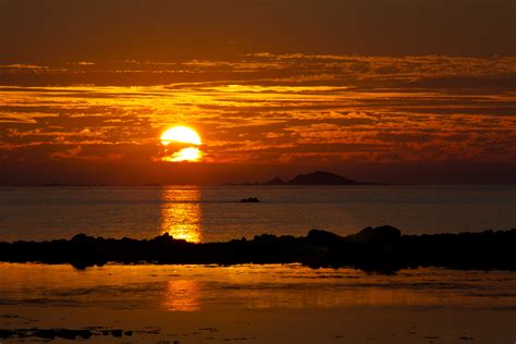 Coucher De Soleil Sur Les Sept îles Photo Et Image Paysages Ciel