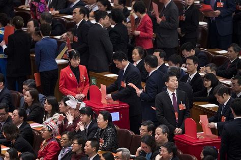 China Vote Sets Xi Up For Life Rule