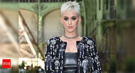Katy Perry Admits She Suffered From Situational Depression English Movie News Times Of India