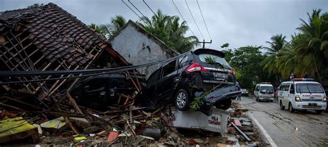 Indonesian Tsunami Death Toll Climbs Over 400 As Government Led Relief Efforts Are Stepped Up