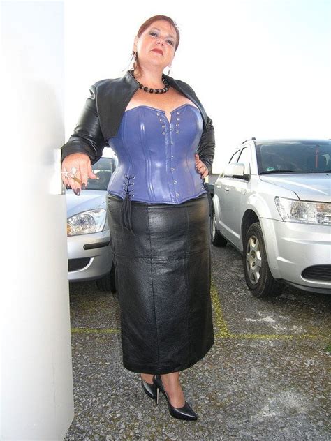 Pic2 Von Germantourer In 2020 Leather Skirt Plus Size Outfits Women