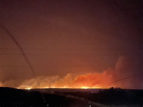 North Texas Wildfires Burn Homes Thousands Of Acres Near Glen Rose And
