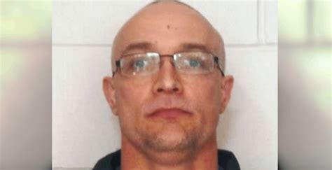 Vpd Search For High Risk Sex Offender Who Failed To Return To Halfway